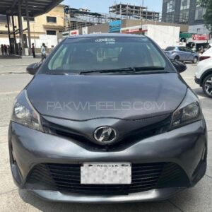 suzuki cultus for rent (copy)